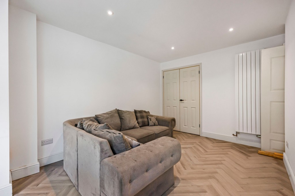Taylor Crescent, Swindon, SN3