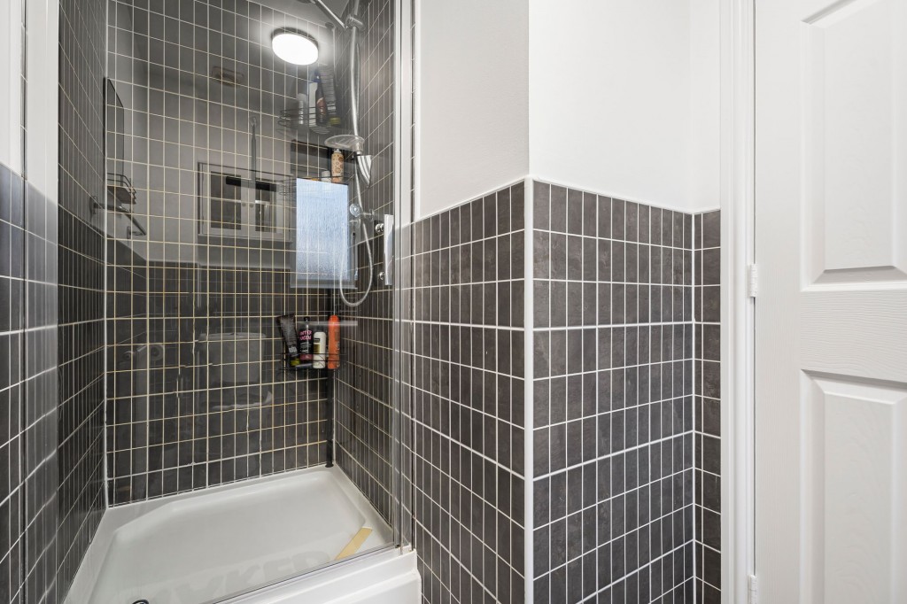 Vistula Crescent, Swindon, SN25