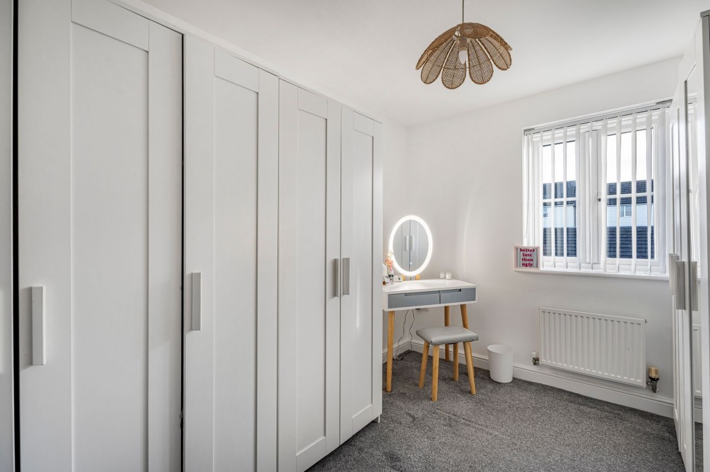 Vistula Crescent, Swindon, SN25