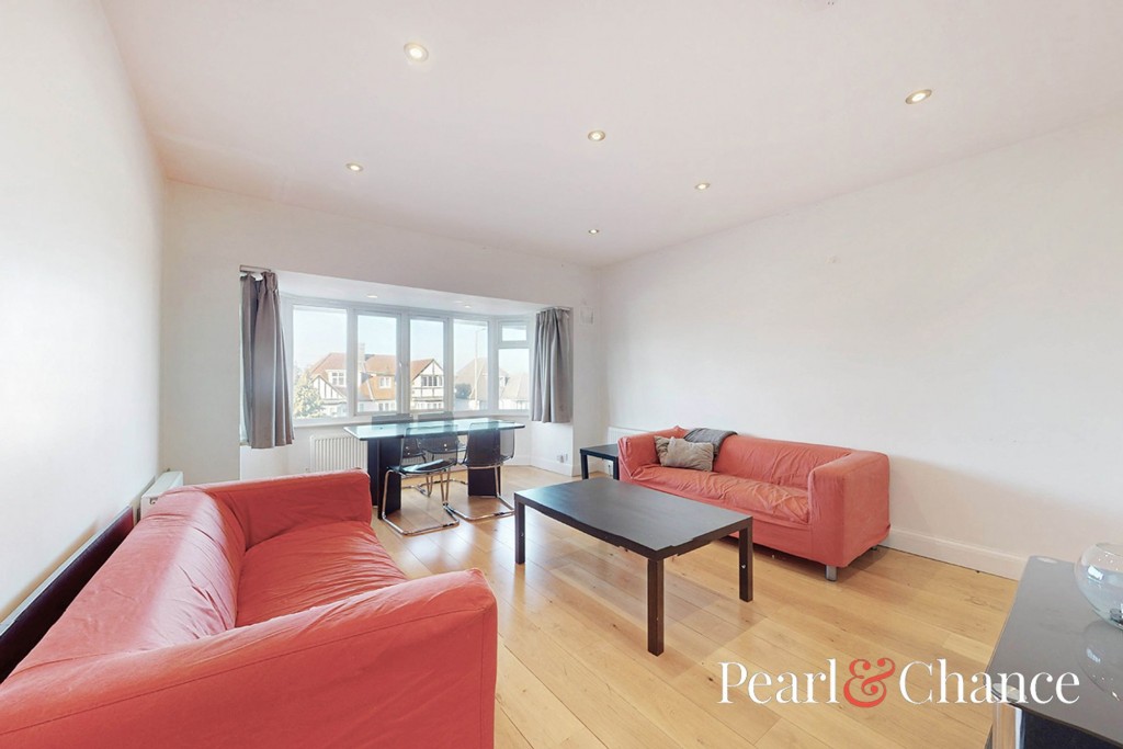 Finchley Road, Golders Green, NW11