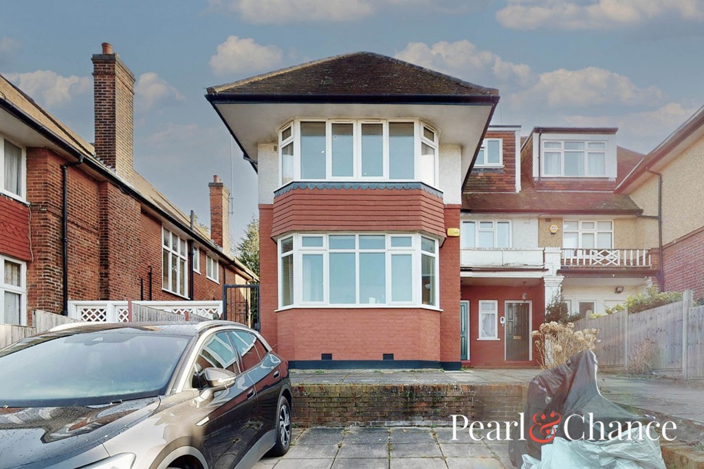 Finchley Road, Golders Green, NW11