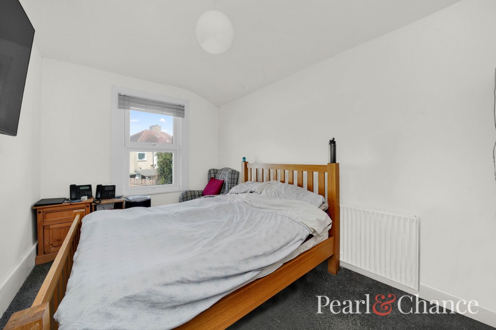 Holly Road, Enfield, EN3