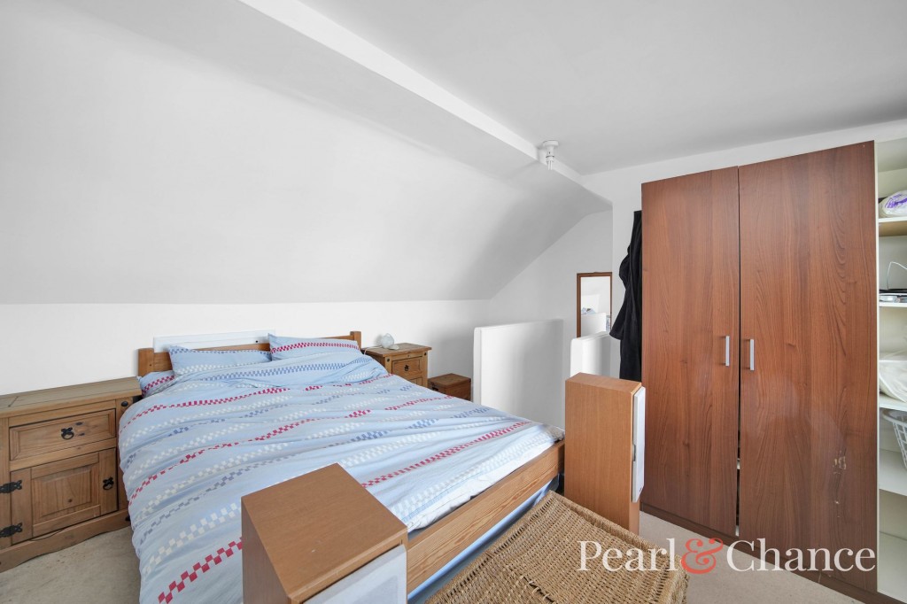 Holly Road, Enfield, EN3