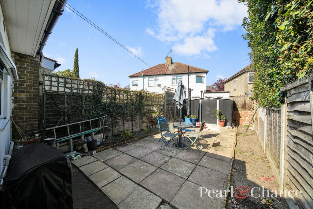 Holly Road, Enfield, EN3