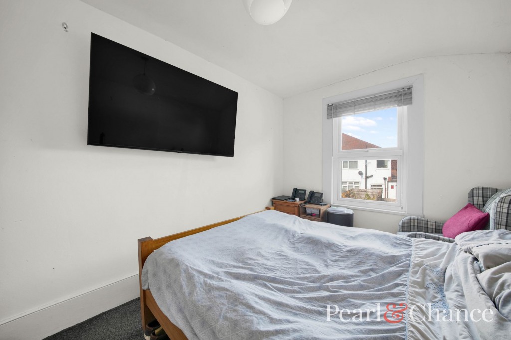Holly Road, Enfield, EN3