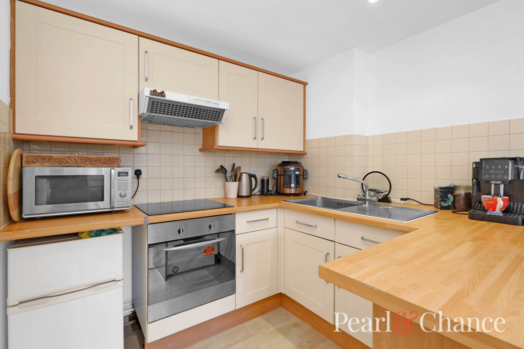 Britten Close, London, NW11