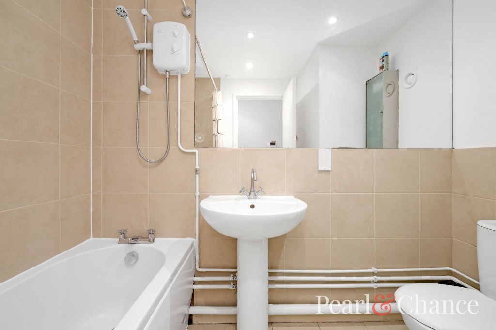 Britten Close, London, NW11