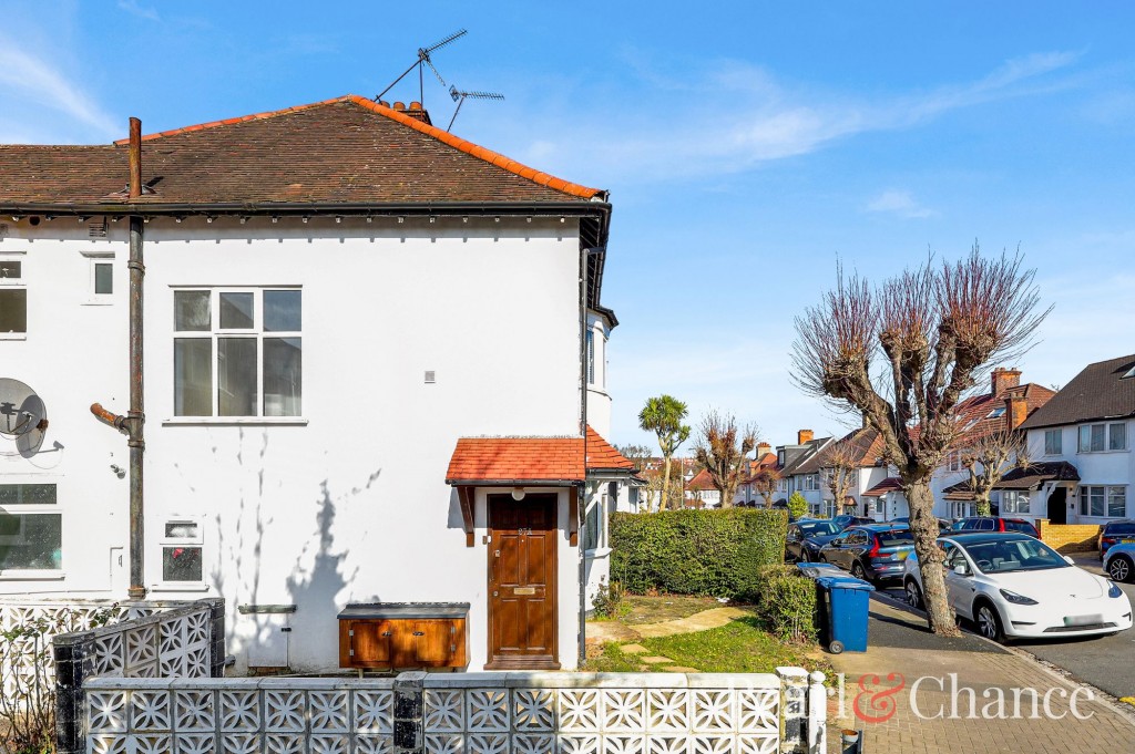 Russell Gardens, London, NW11