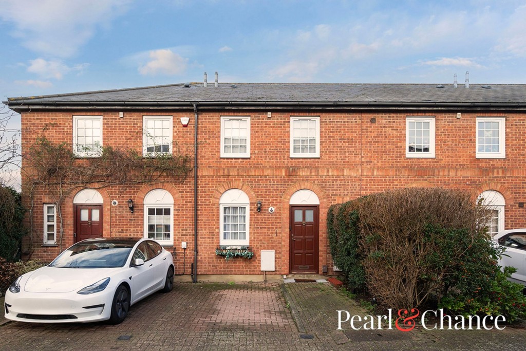 Hamlet Square, London, NW2