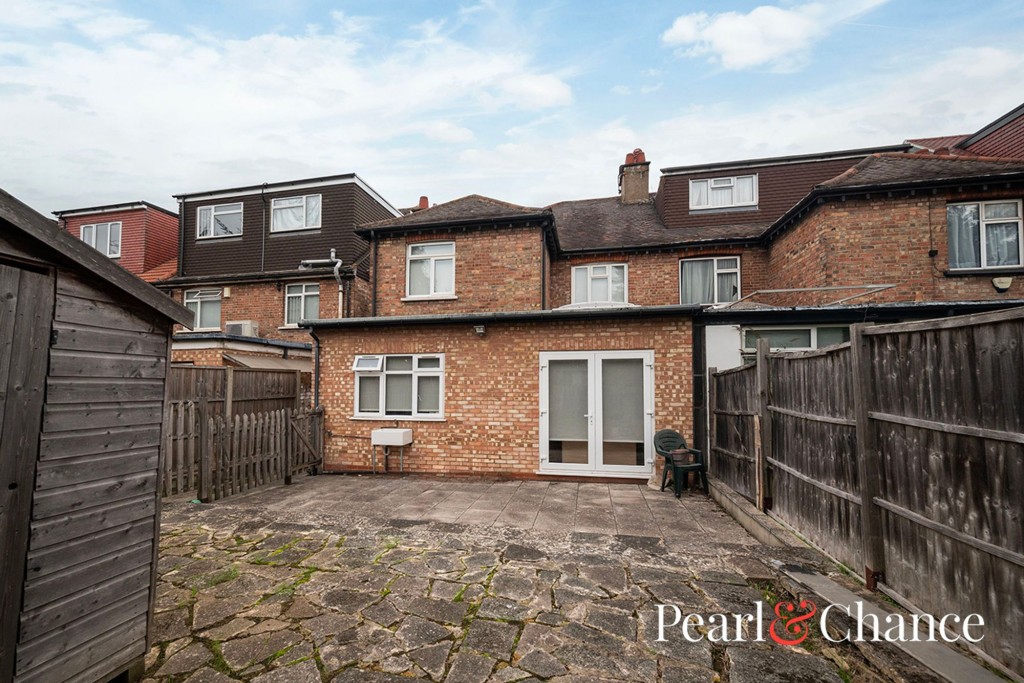 Montpelier Rise, London, NW11