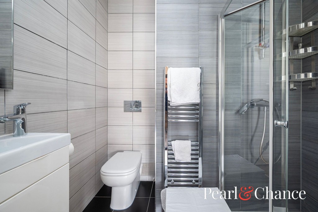 Montpelier Rise, London, NW11