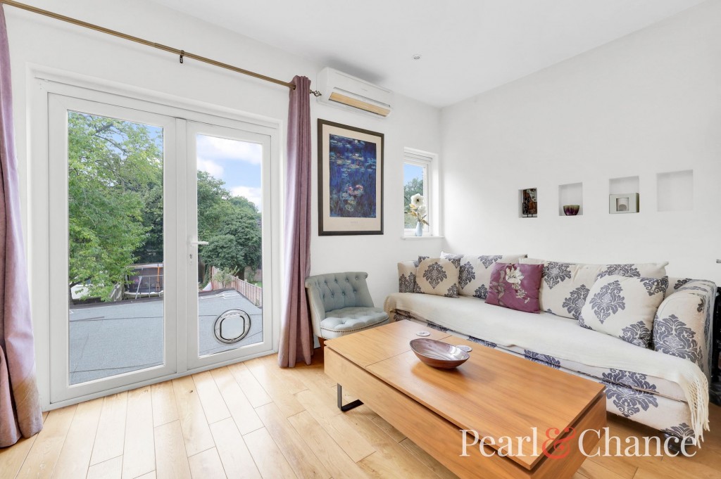 Hamilton Road, London, NW11