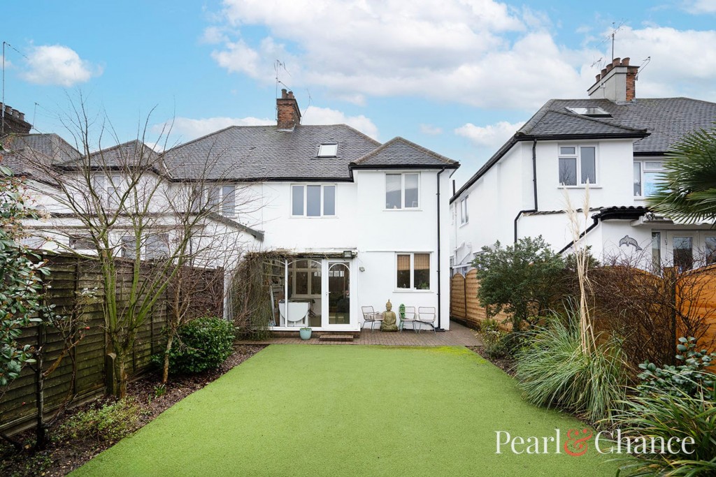 Golders Gardens, London, NW11