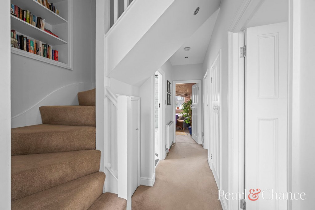 Golders Gardens, London, NW11