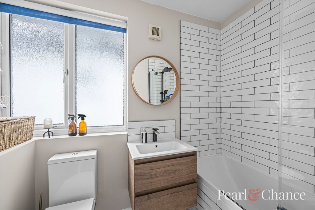 Golders Gardens, London, NW11