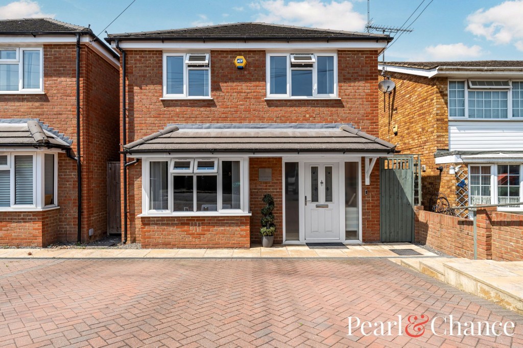 Periwinkle Lane, Dunstable, LU6