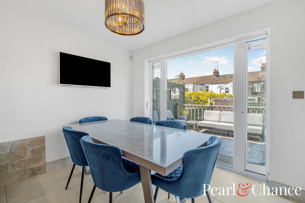 Periwinkle Lane, Dunstable, LU6