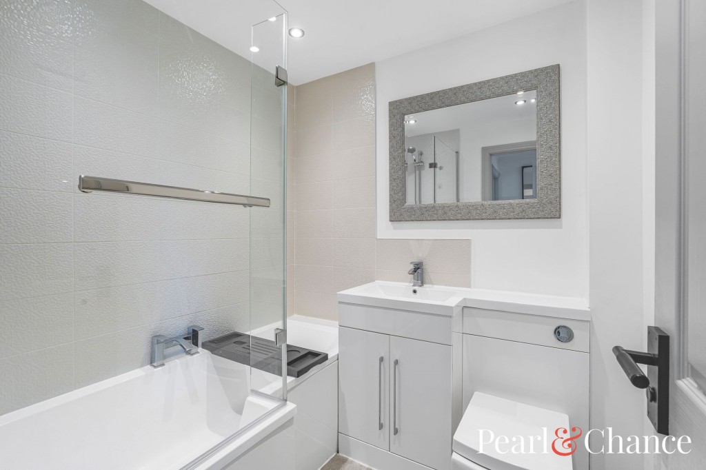 Periwinkle Lane, Dunstable, LU6