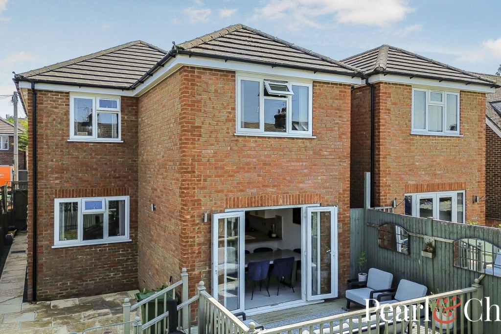 Periwinkle Lane, Dunstable, LU6