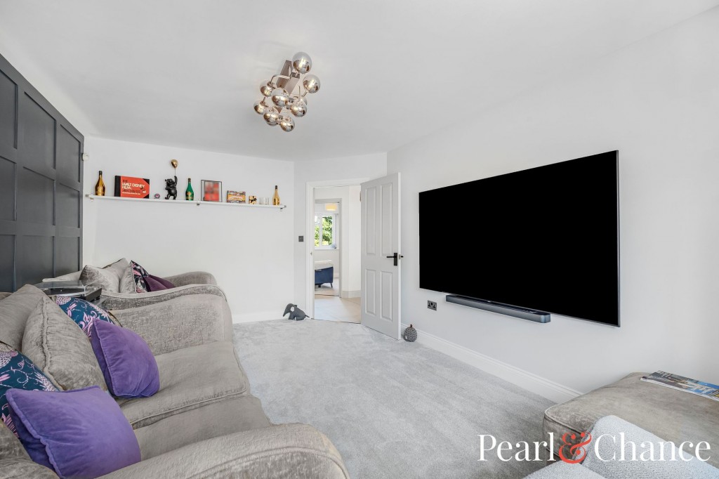Periwinkle Lane, Dunstable, LU6