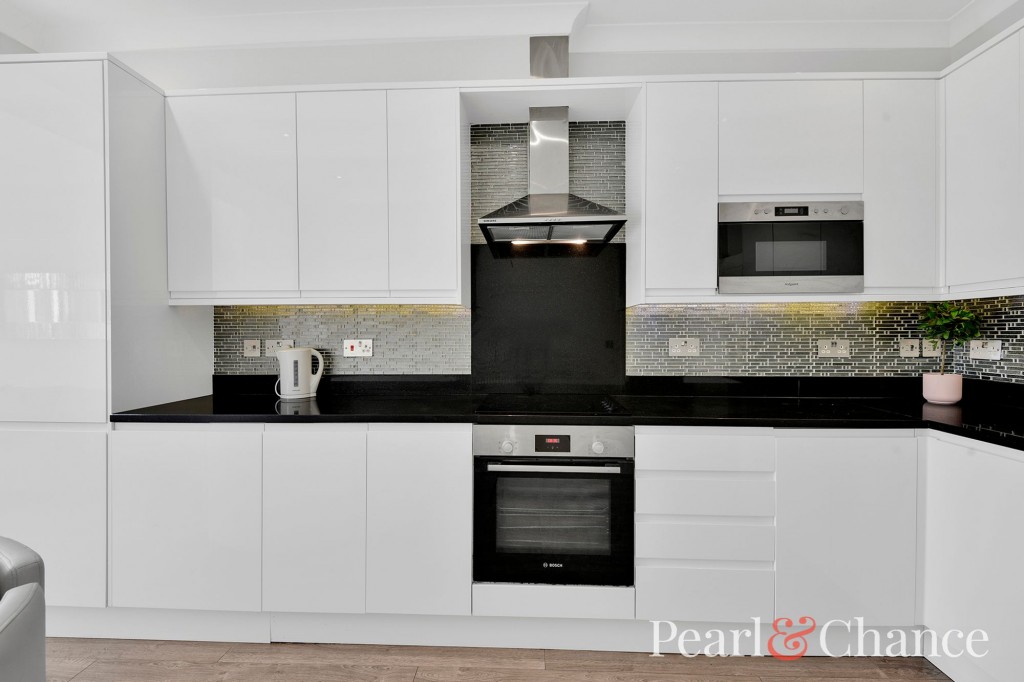 Golders Rise, London, NW4