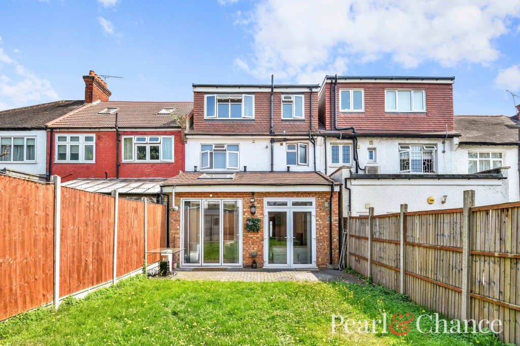 Golders Rise, London, NW4