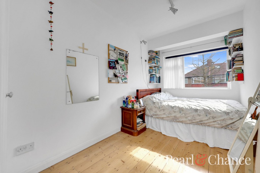 Cheviot Gardens, London, NW2