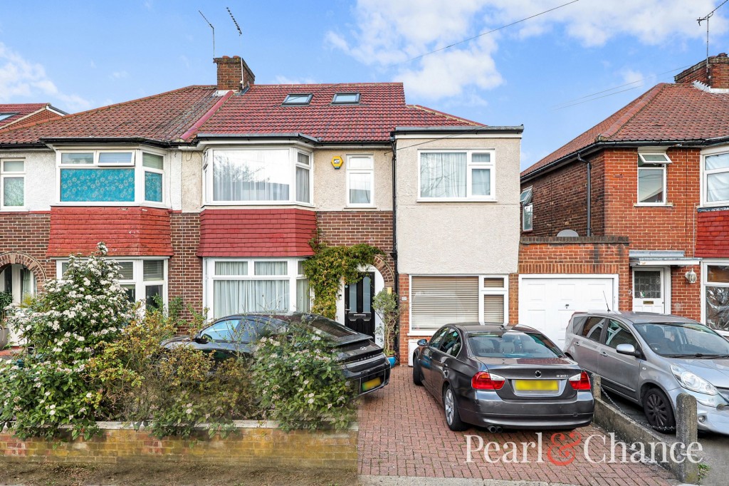 Cheviot Gardens, London, NW2