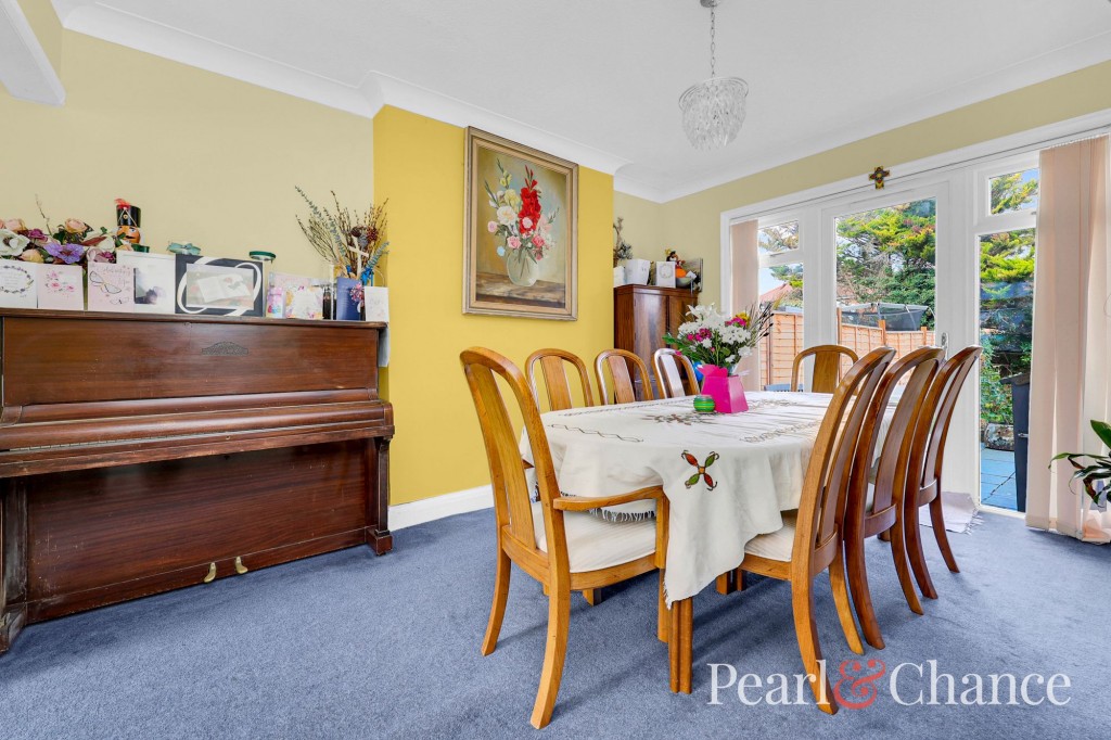 Cheviot Gardens, London, NW2