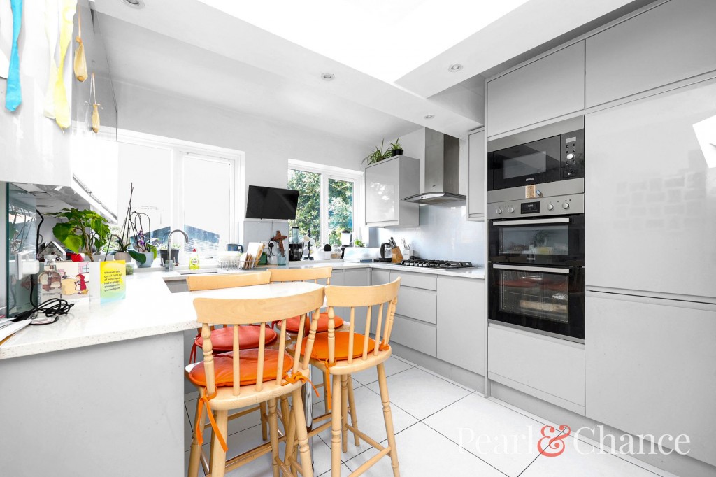 Cheviot Gardens, London, NW2