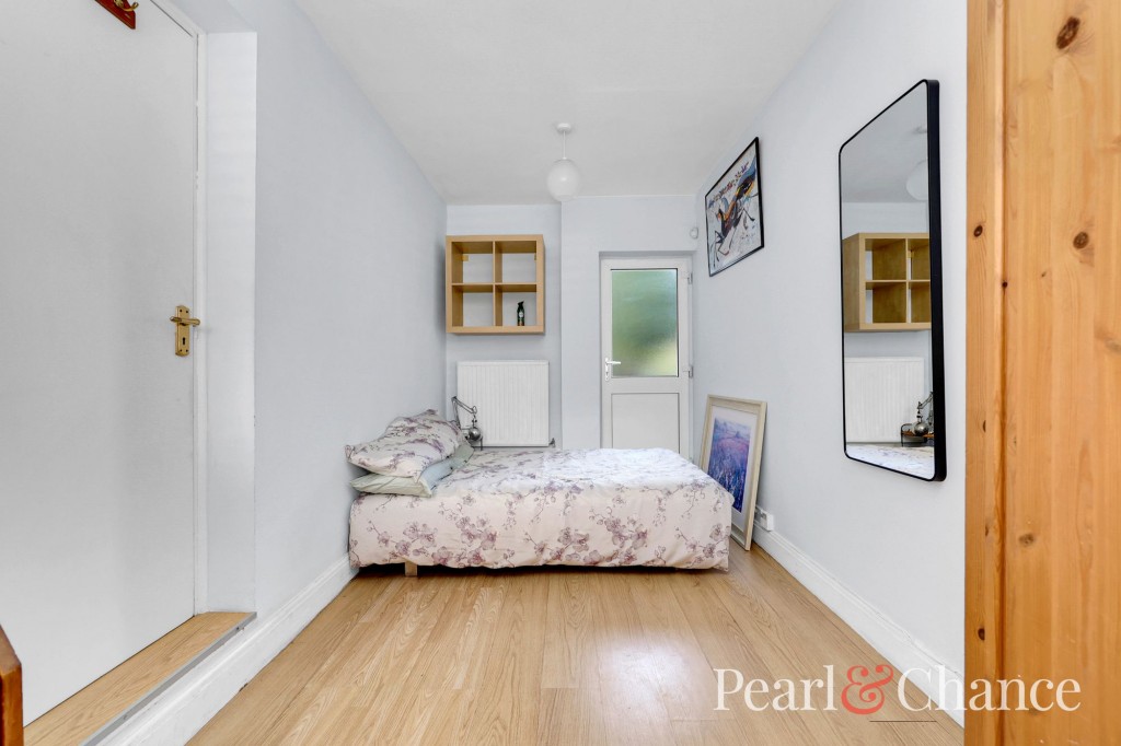 Cheviot Gardens, London, NW2