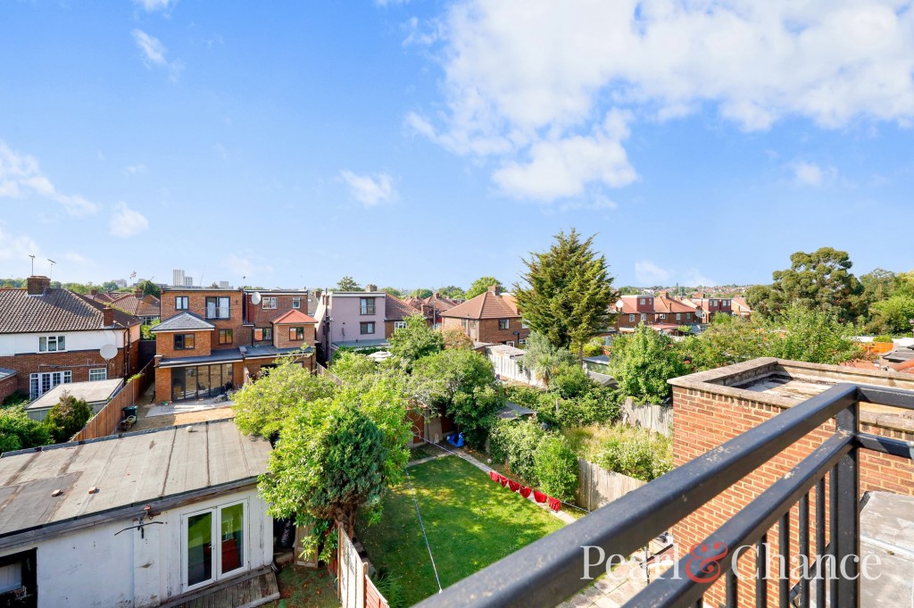 The Vale, London, NW11