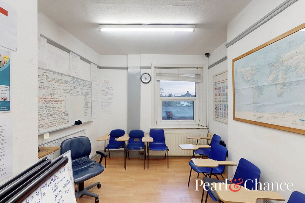 Golders Green Road, London, NW11