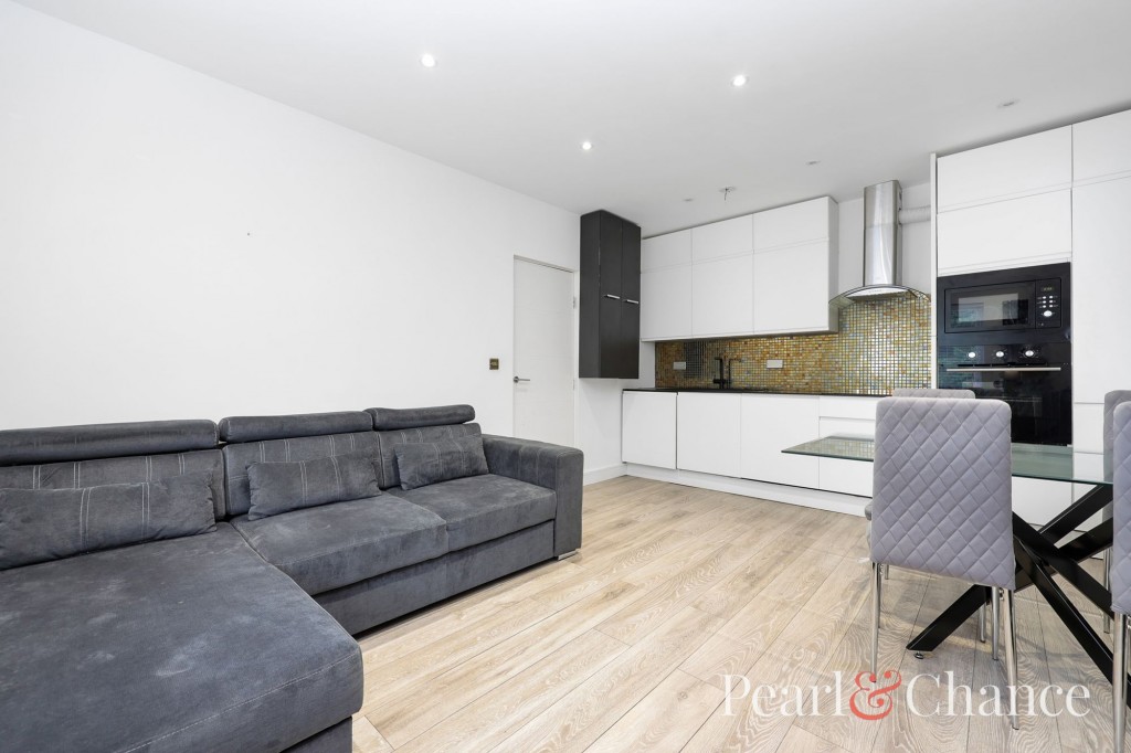 The Vale, London, NW11