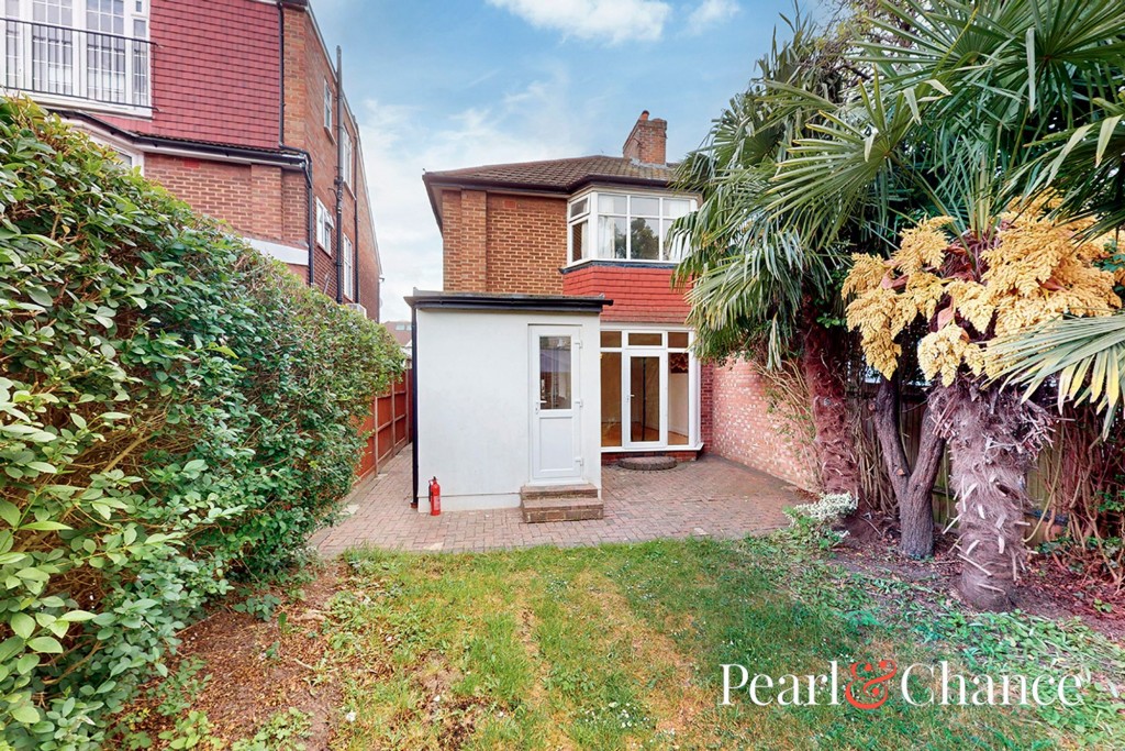 Cheviot Gardens, London, NW2