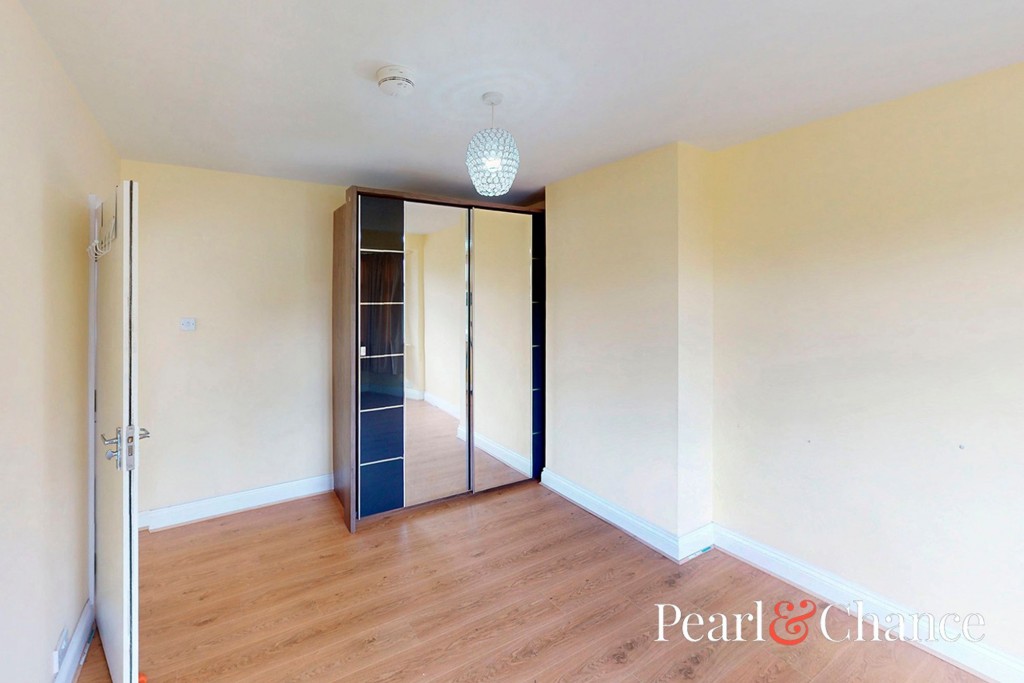 Cheviot Gardens, London, NW2