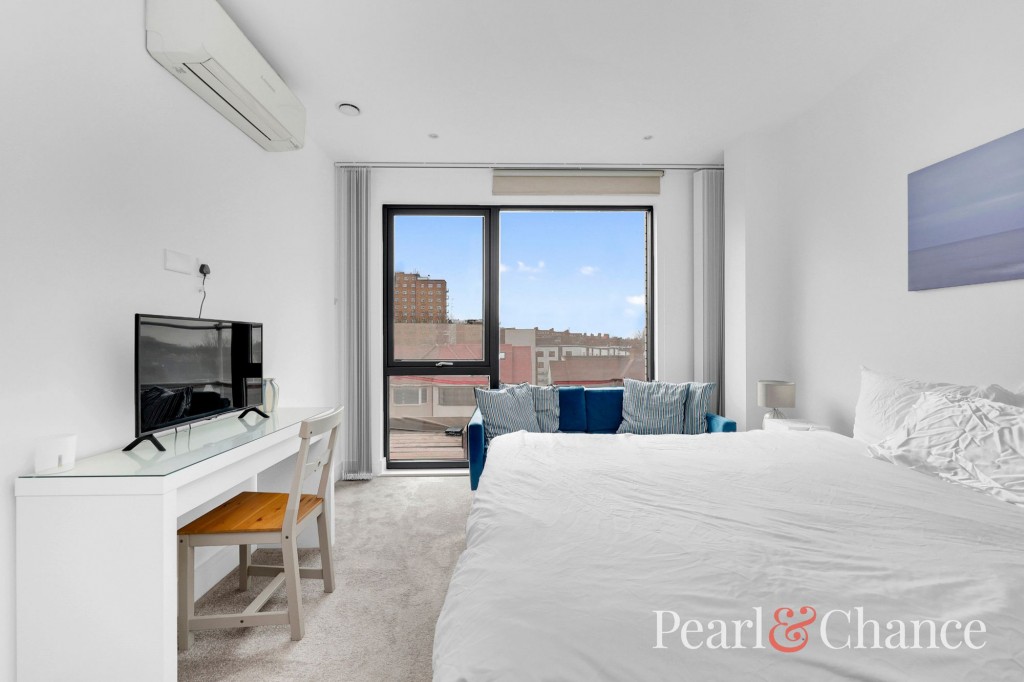 Regis Place, Llanvanor Road, NW2