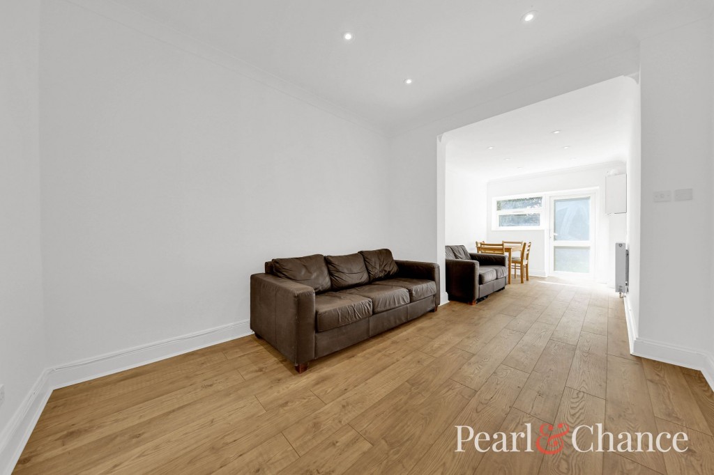 Hamilton Road, London, NW11