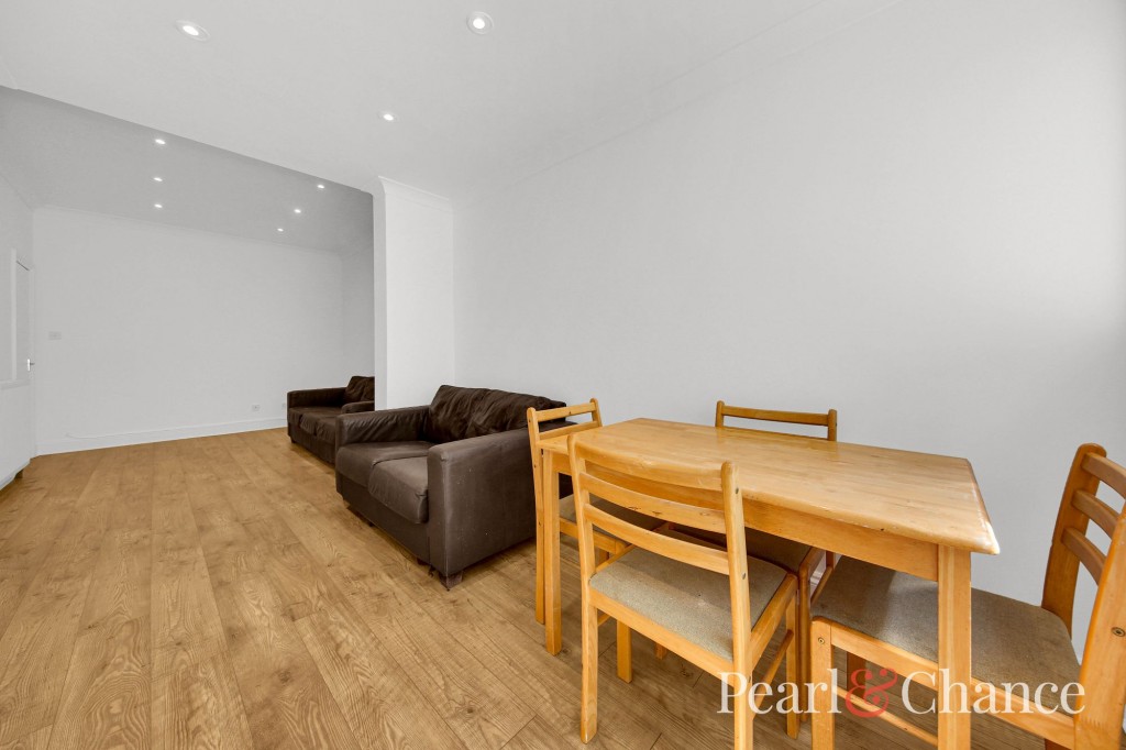 Hamilton Road, London, NW11