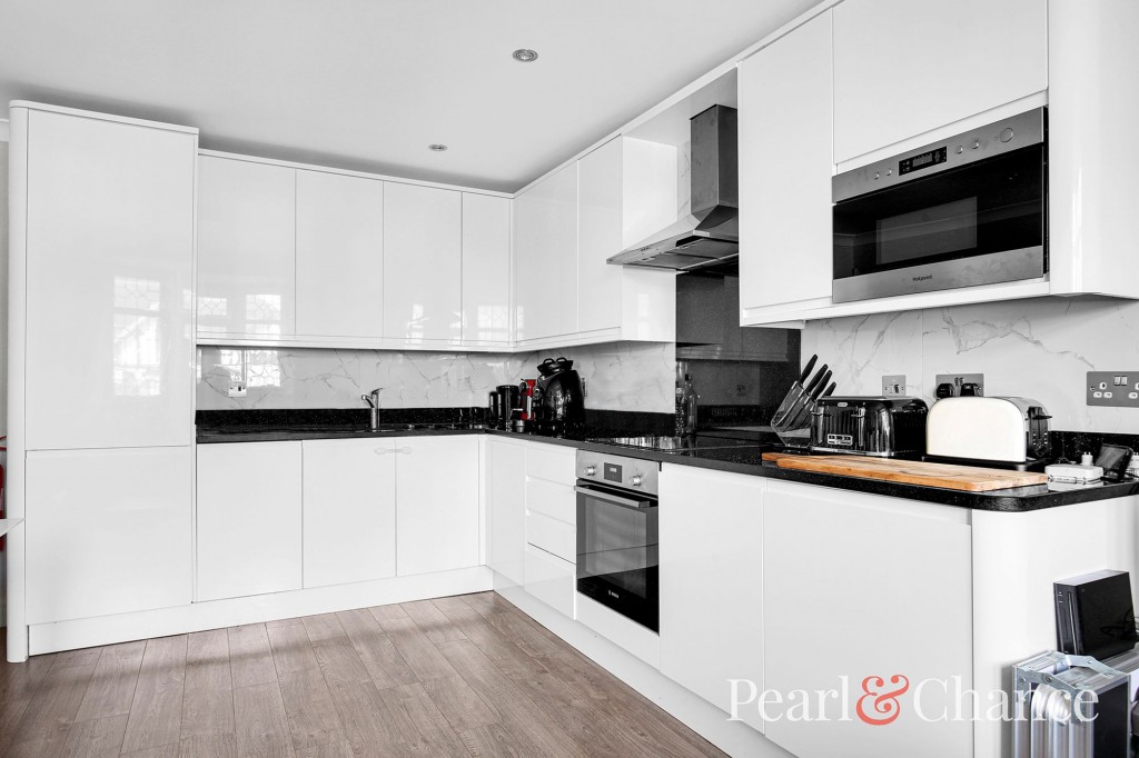 Golders Rise, London, NW4