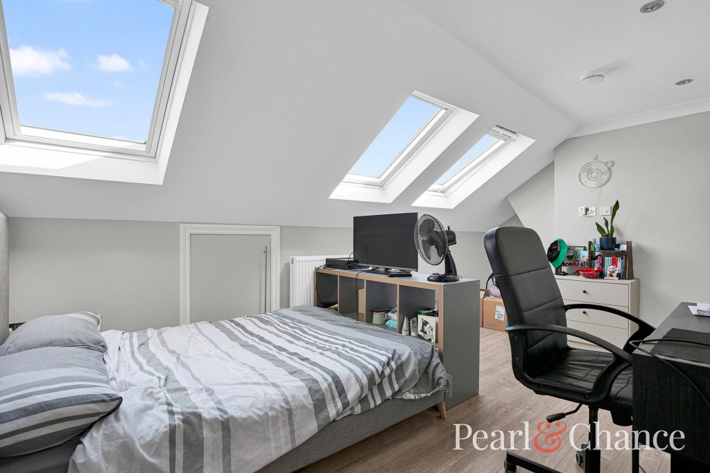 Golders Rise, London, NW4