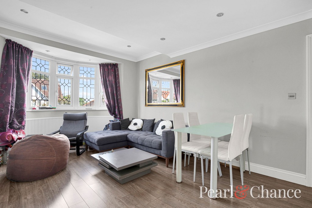 Golders Rise, London, NW4