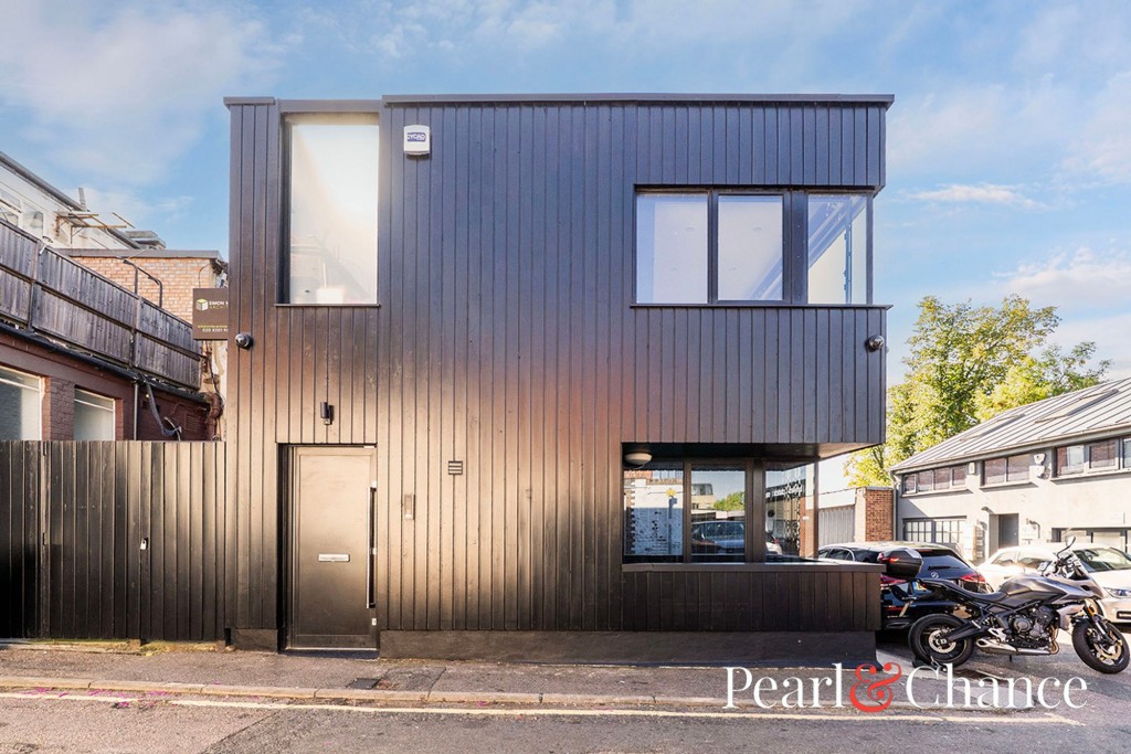 Portsdown Mews, Temple Fortune, NW11