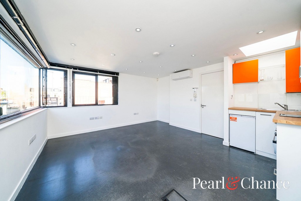 Portsdown Mews, Temple Fortune, NW11