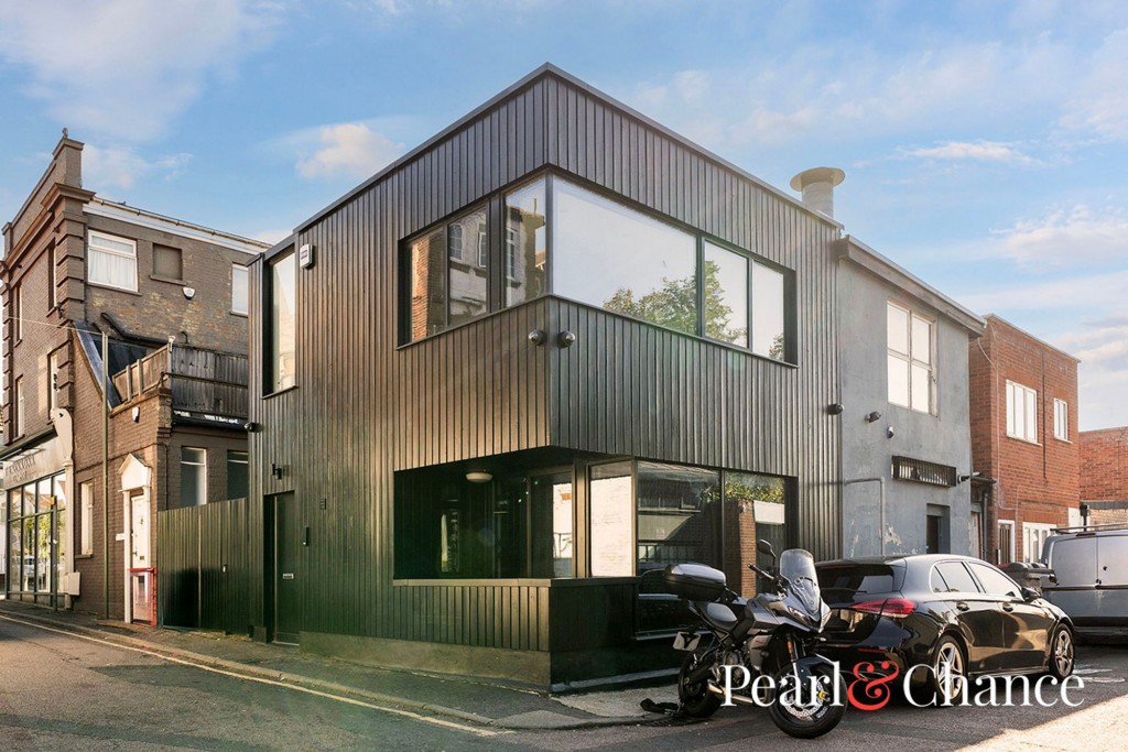Portsdown Mews, Temple Fortune, NW11