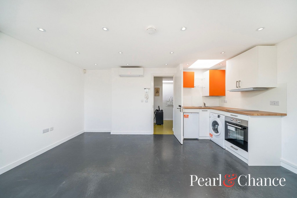 Portsdown Mews, Temple Fortune, NW11