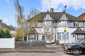Templars Avenue, London, NW11