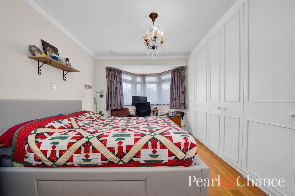 Templars Avenue, London, NW11