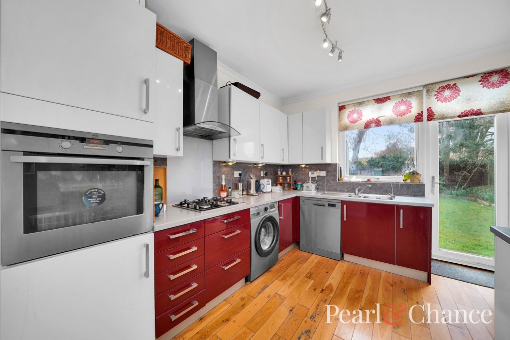 Templars Avenue, London, NW11