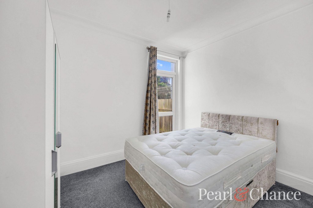 Gainsborough Gardens, London, NW11